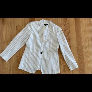 New Ann Taylor Jacket - sz 6